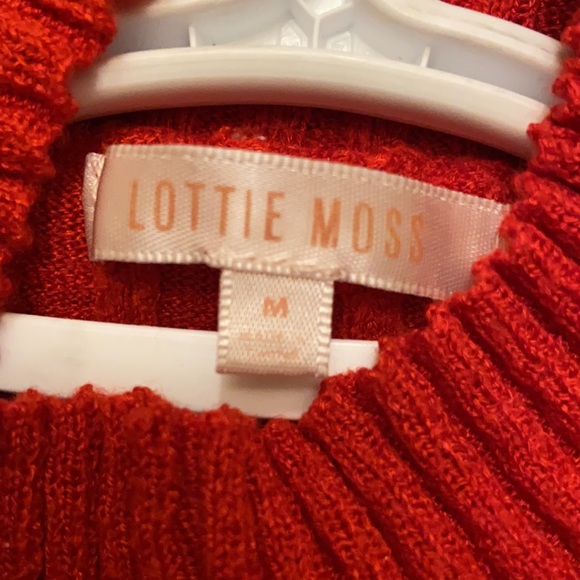 Ribbed Crop Top - Picture 8 of 10